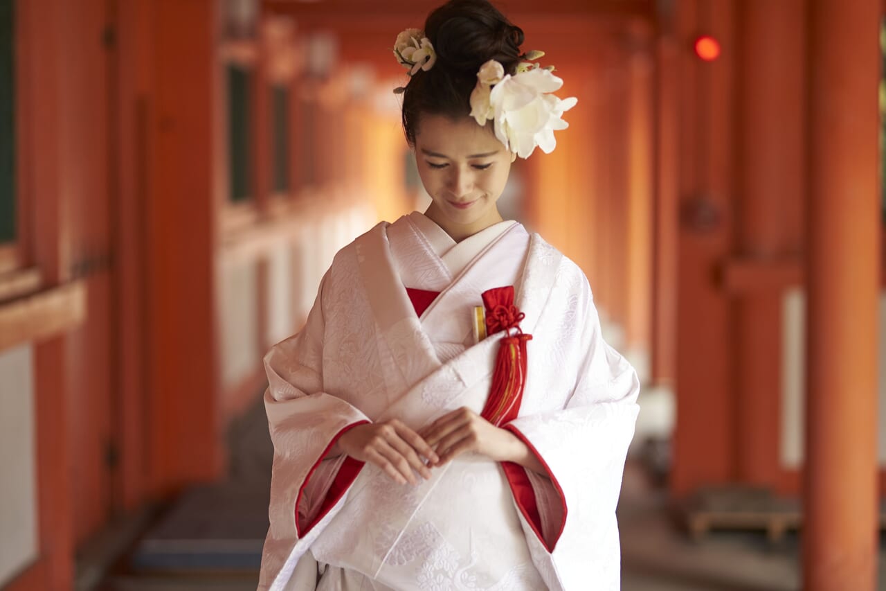 白無垢を着た花嫁