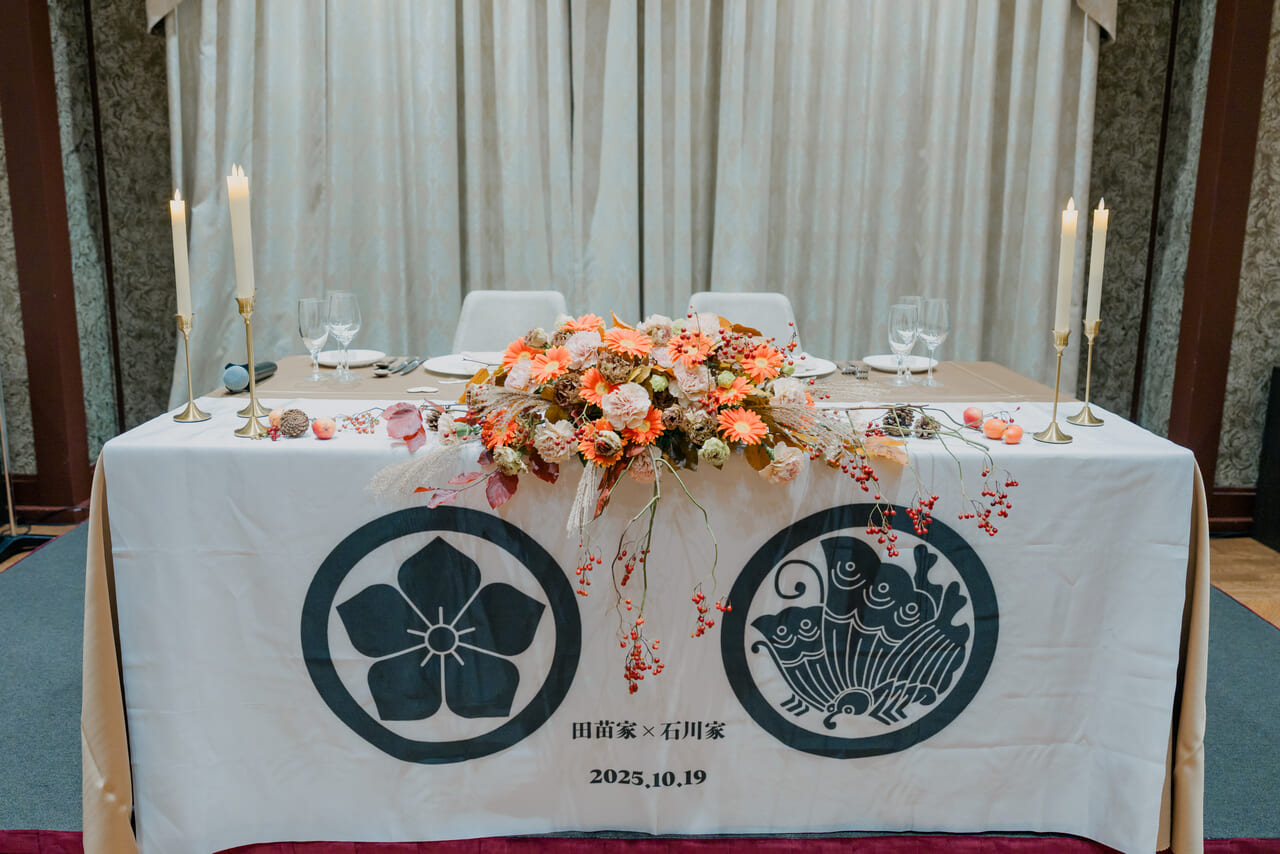 家紋をいれたオリジナルのタペストリー