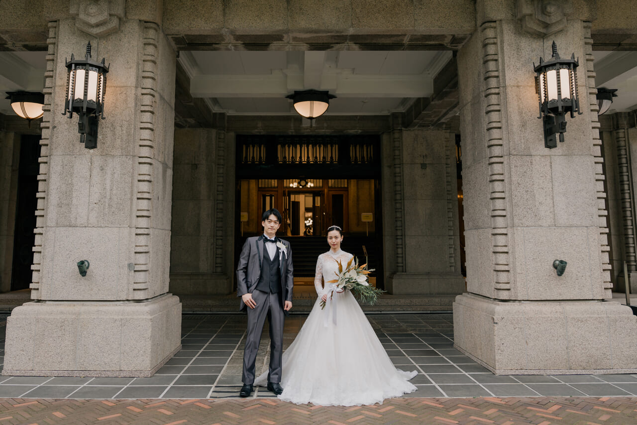 伝統的な建築で挙げるレトロモダンな結婚式